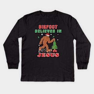 Bigfoot Believes in Jesus Wintertime Squatchy Lord. Kids Long Sleeve T-Shirt